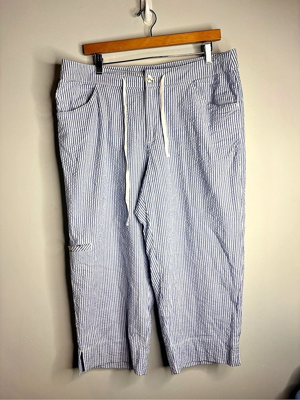 Fresh Produce Topstitch Sheeting Capris Seersucker Striped Nautical Crop Pant